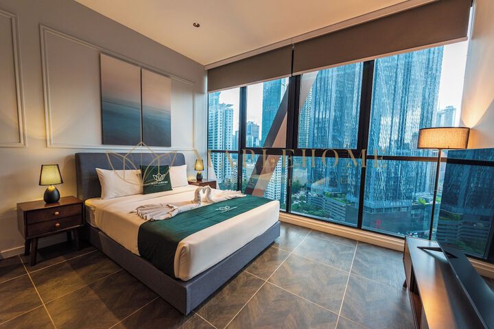 Room 25 of 100