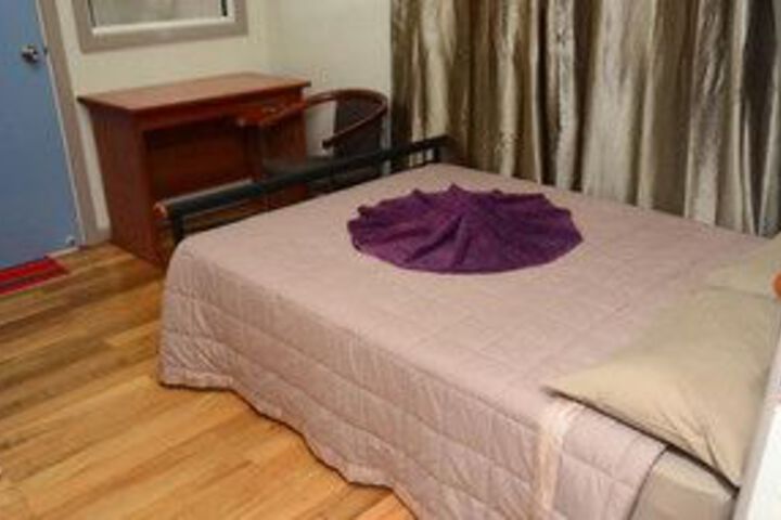 Room 16 of 24