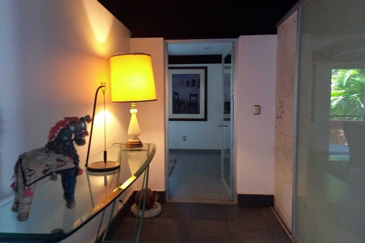 Room 42 of 113