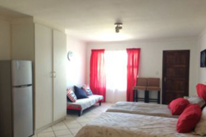 Room 3 of 16