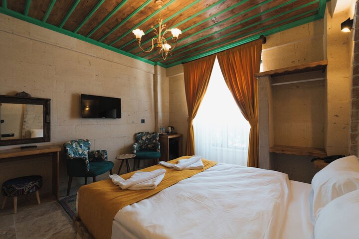 Room 5 of 189