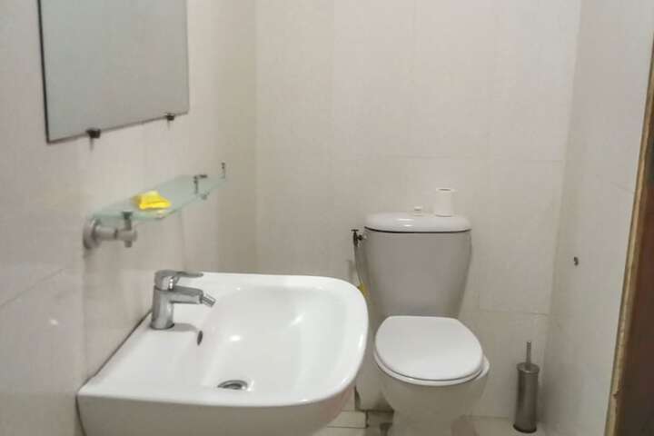 Room 14 of 20