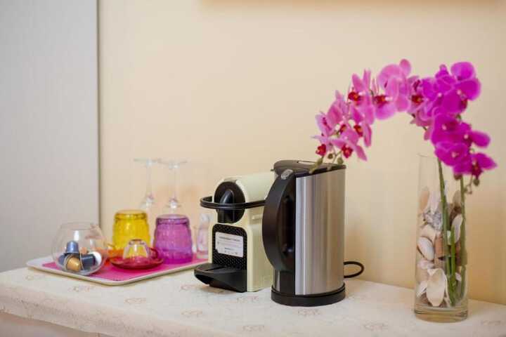 Breakfast/Coffee Service 20 of 40