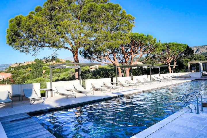 Pool 115 of 130
