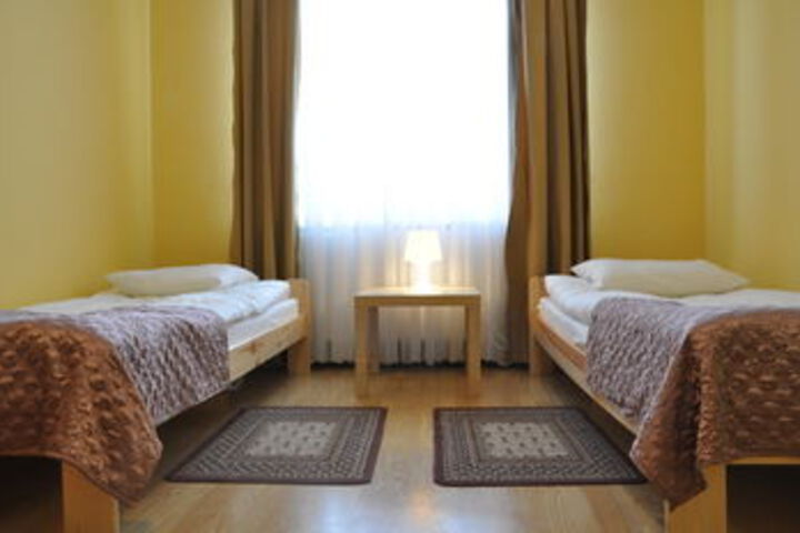 Room 23 of 43