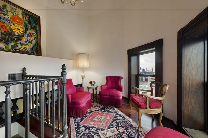 Room 20 of 47