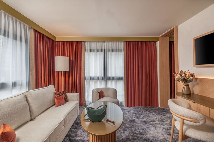 Room 80 of 205