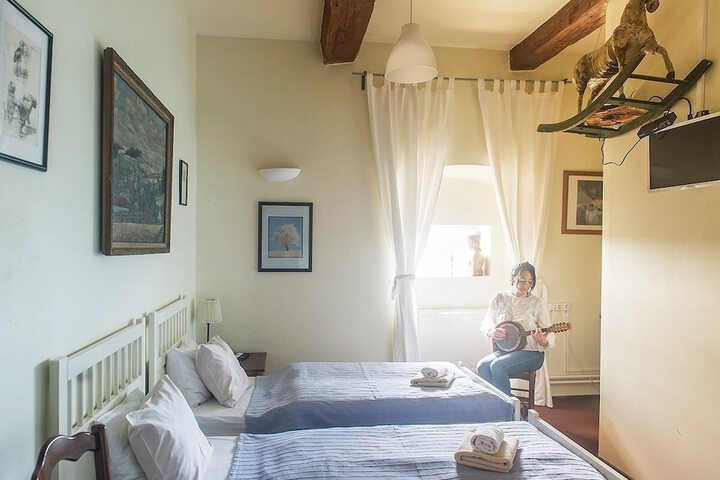 Room 48 of 113