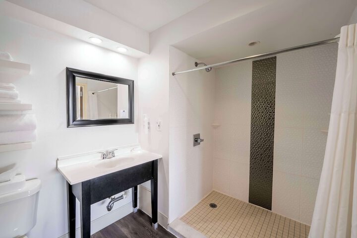 Bathroom shower