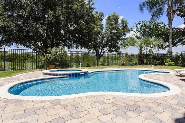 Pool 27 of 51