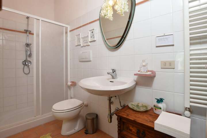 Room 12 of 41