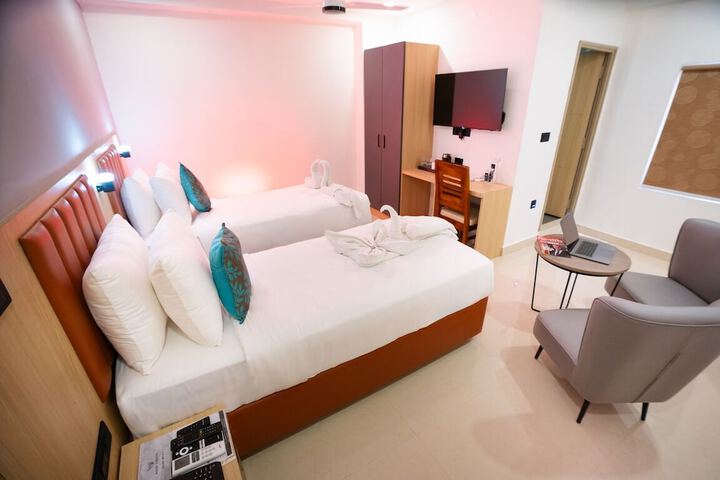 Room 18 of 59