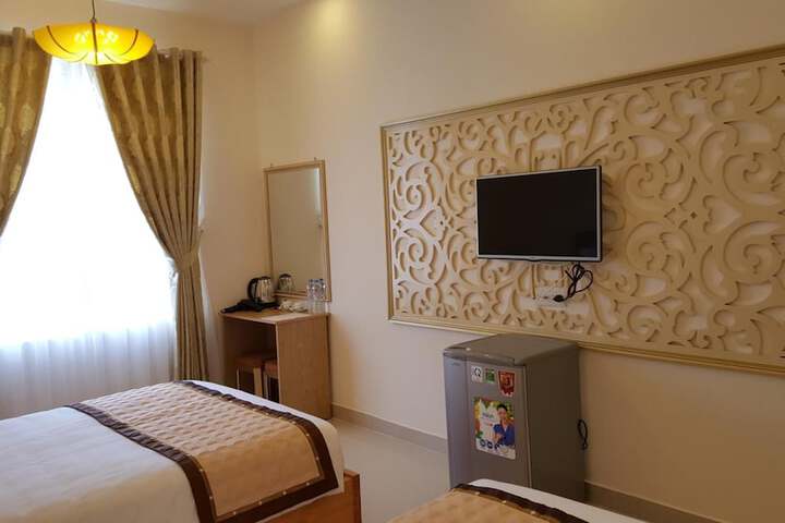 Room 19 of 44
