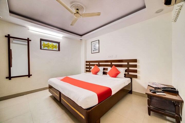 Room 20 of 27