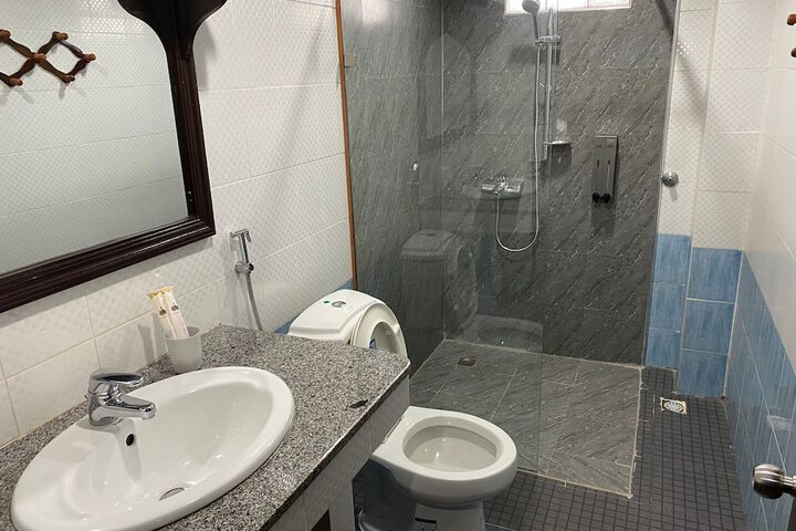 Room 18 of 31