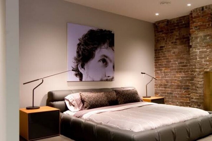 Room 3 of 19