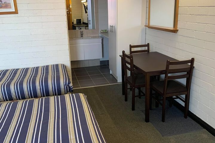 Room 10 of 54