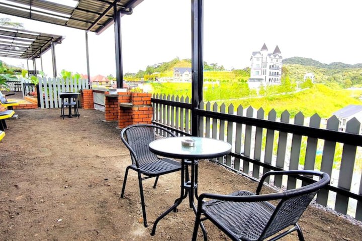 Terrace/Patio 27 of 59