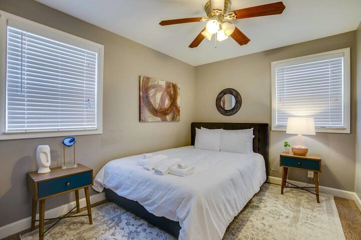 Spacious 4br 2ba Home Near Music Row by Domio in Nashville, TN