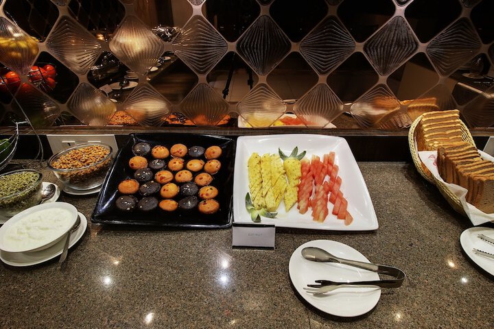 Breakfast/Coffee Service 58 of 67