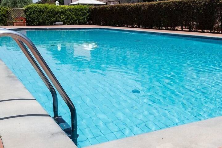 Pool Hotel