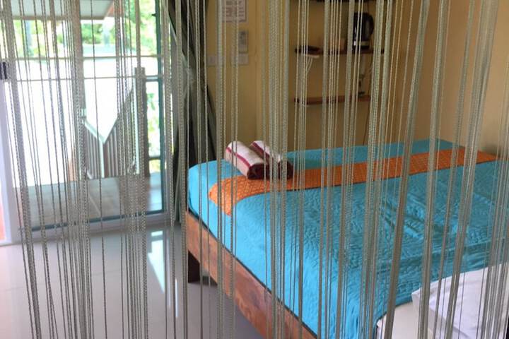 Room 13 of 95