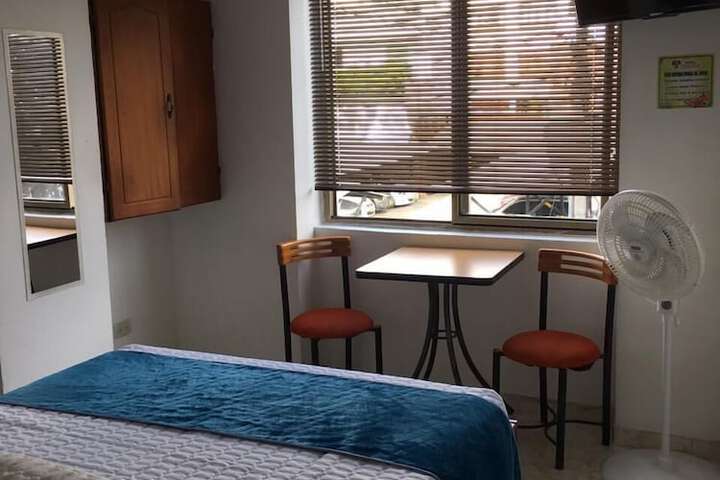 Room 13 of 43