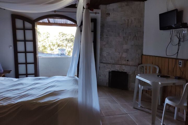 Room 5 of 21