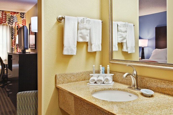 Bathroom sink