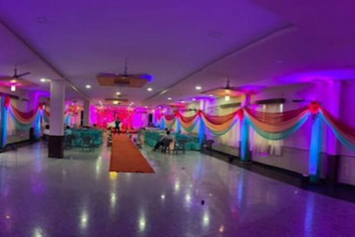 Ballroom/Hall 9 of 28