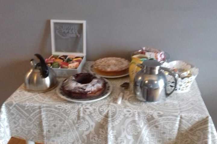 Dining 8 of 14