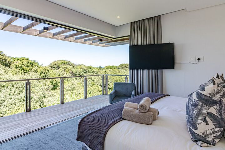 Terrace/Patio 165 of 172