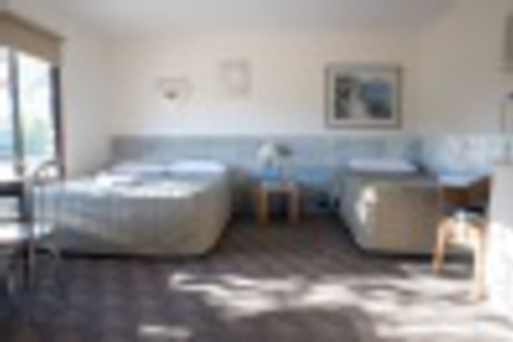 Room 124 of 228