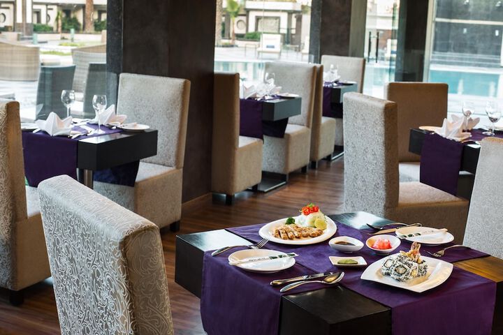Dining Photos
