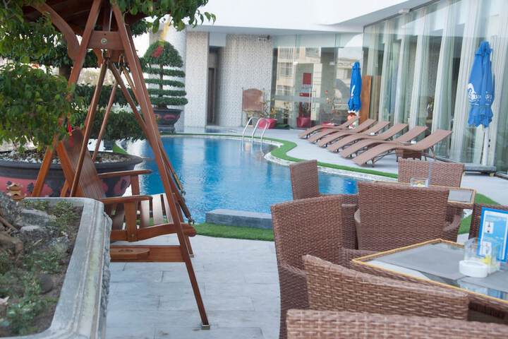 Pool 38 of 74