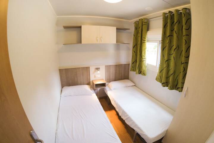 Room 6 of 41
