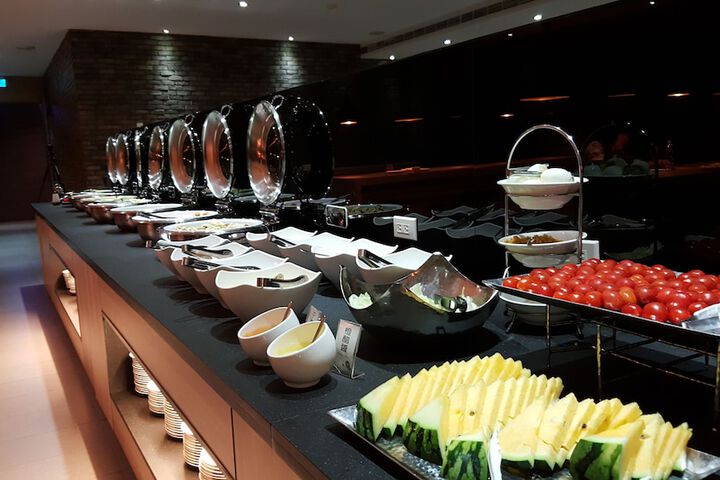 Breakfast/Coffee Service 35 of 45