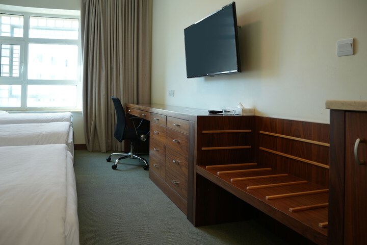 Room 39 of 64