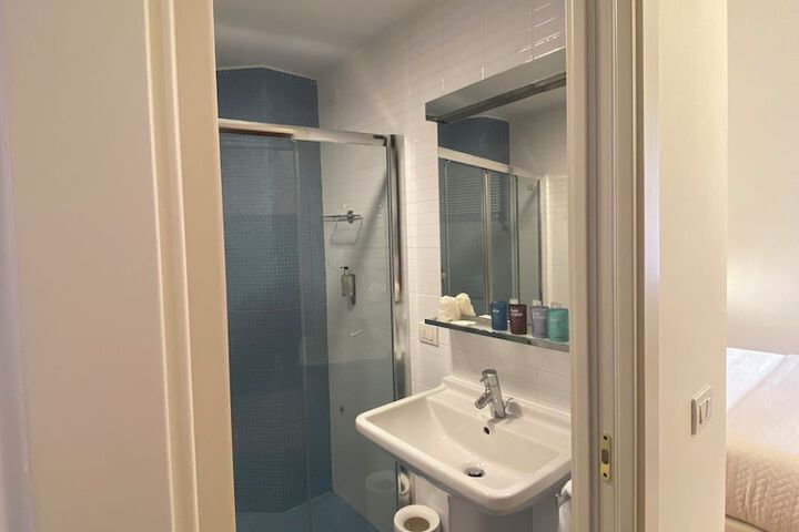 Room 136 of 180