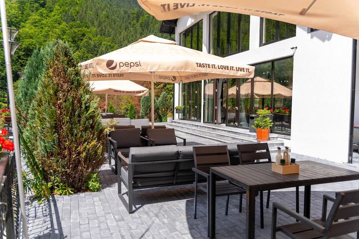 Terrace/Patio 48 of 51