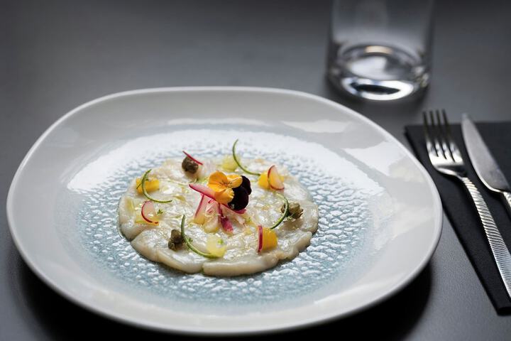 Dining 73 of 128
