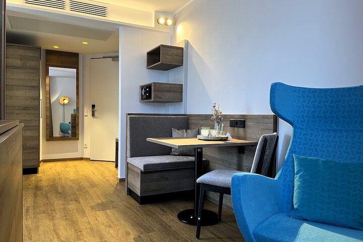 Room 10 of 54
