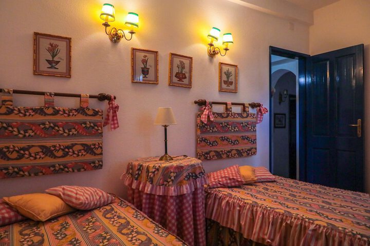 Room 14 of 60