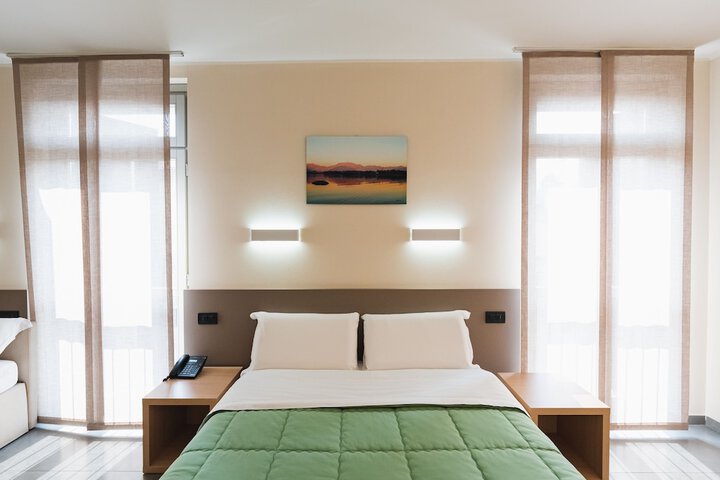 Room 16 of 49