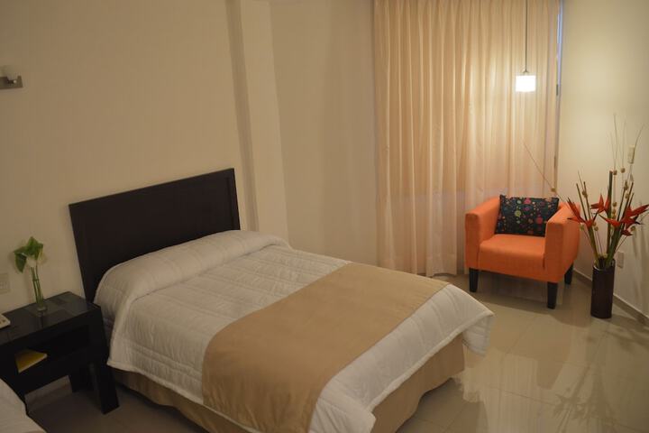 Room 7 of 32