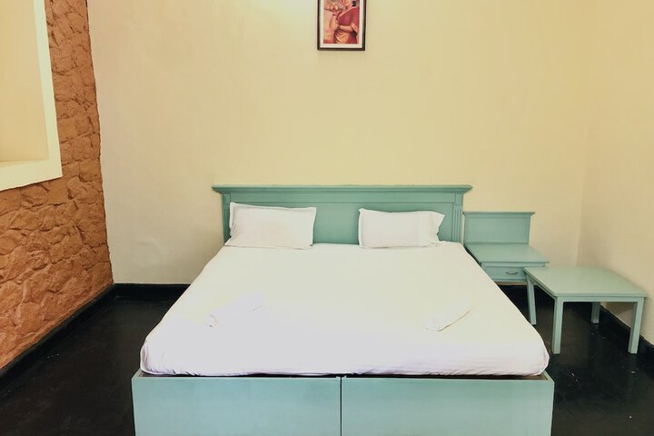 Room 25 of 79