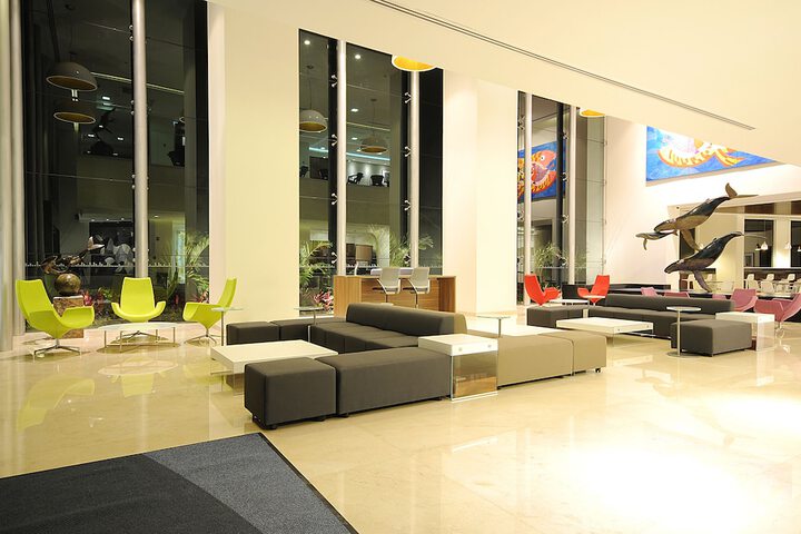 Hotel Interior 7 of 131