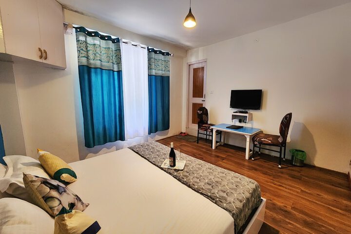 Room 7 of 56
