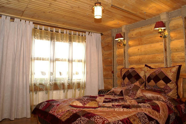 Yar Hotel