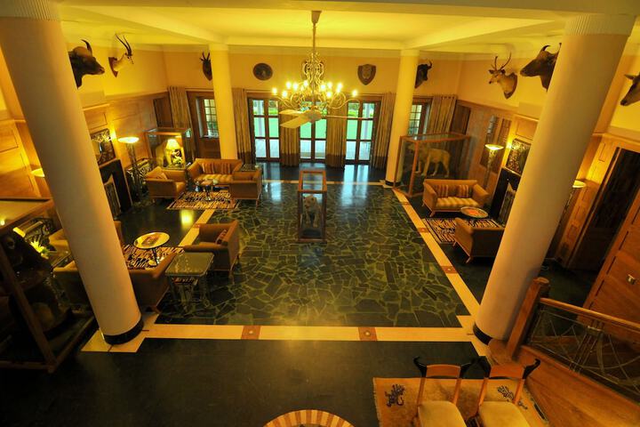 Guest Lobby